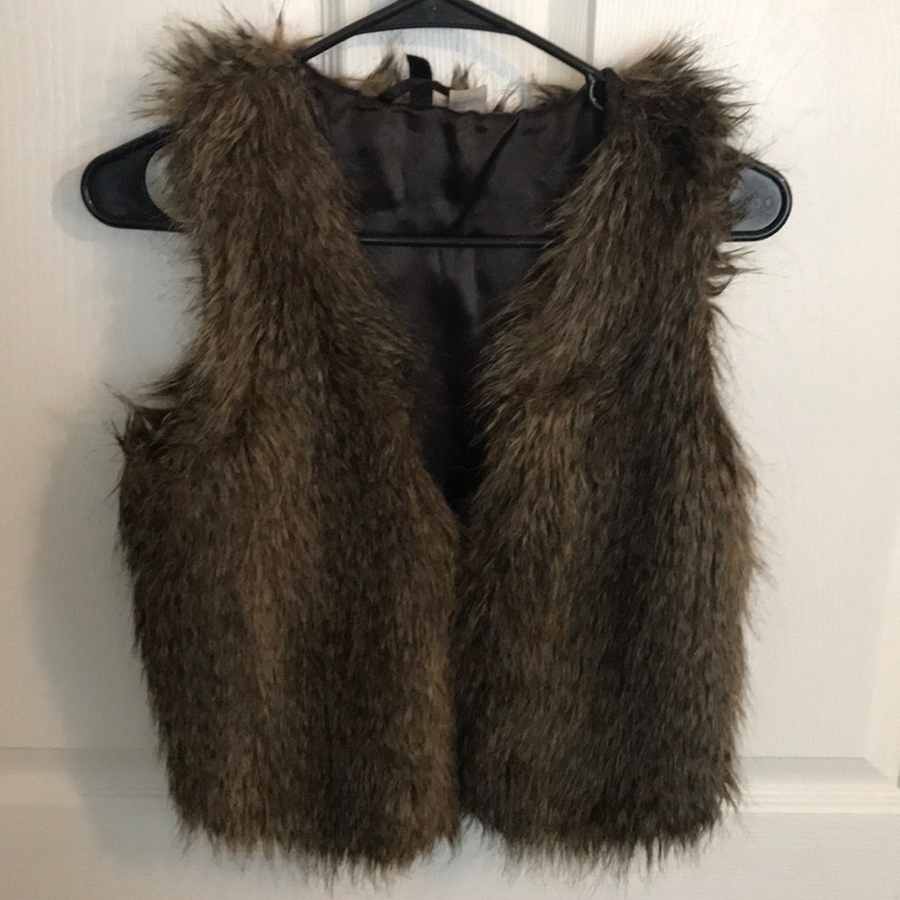 Fur vest